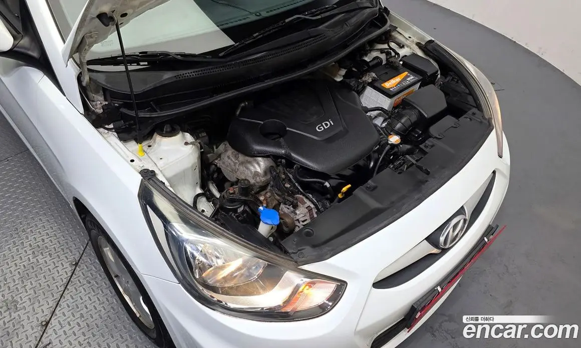 Hyundai Accent 2011 1.6 МКПП, фото 6