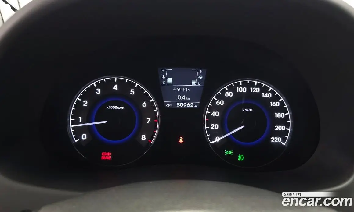 Hyundai Accent 2011 1.6 МКПП, фото 8