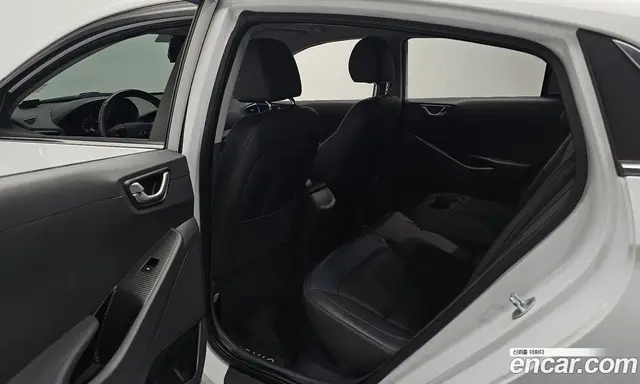 Hyundai Ioniq 2016 1.6 АКПП, миниатюра 12