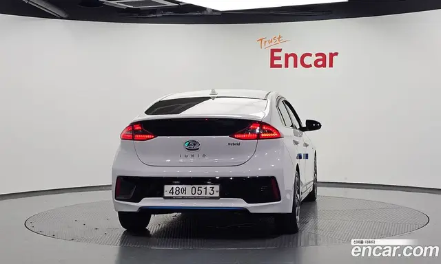 Hyundai Ioniq 2016 1.6 АКПП, миниатюра 4