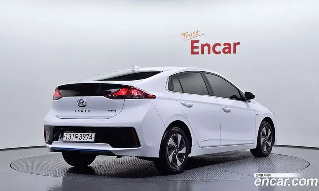 Hyundai Ioniq 2017 1.6 АКПП, миниатюра 2