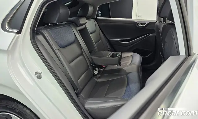 Hyundai Ioniq 2017 1.6 АКПП, миниатюра 11