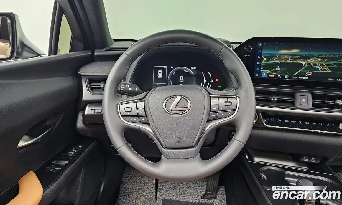 Lexus UX 2025 2.0 АКПП, фото 13
