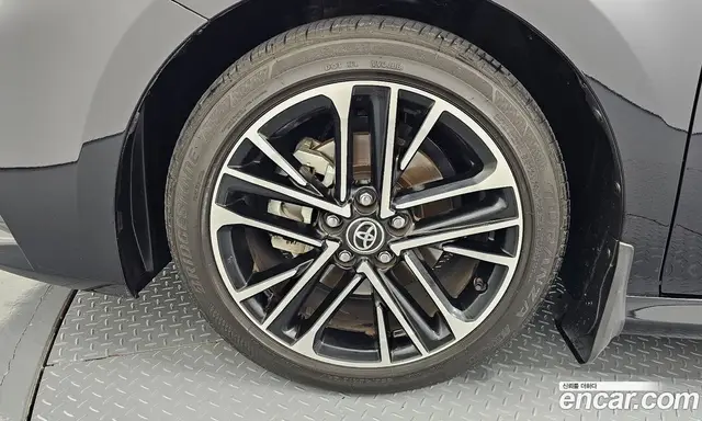 Toyota Camry 2025 2.5 АКПП, миниатюра 5
