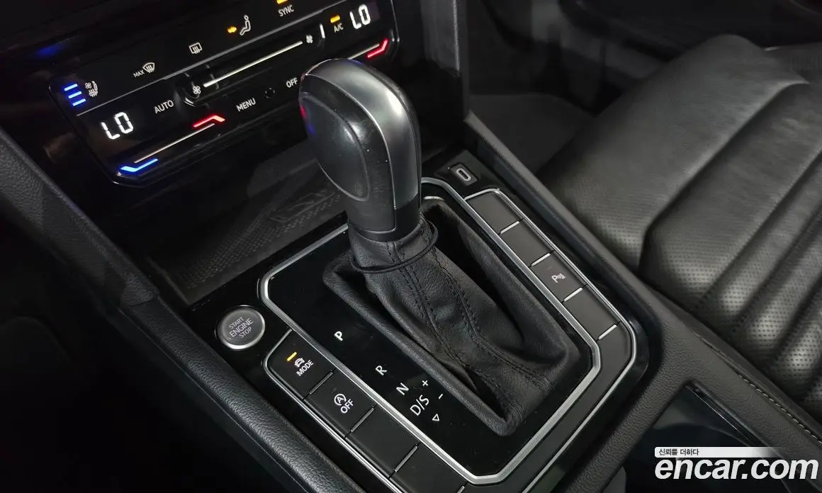 Volkswagen Passat 2022 2.0 АКПП, фото 12
