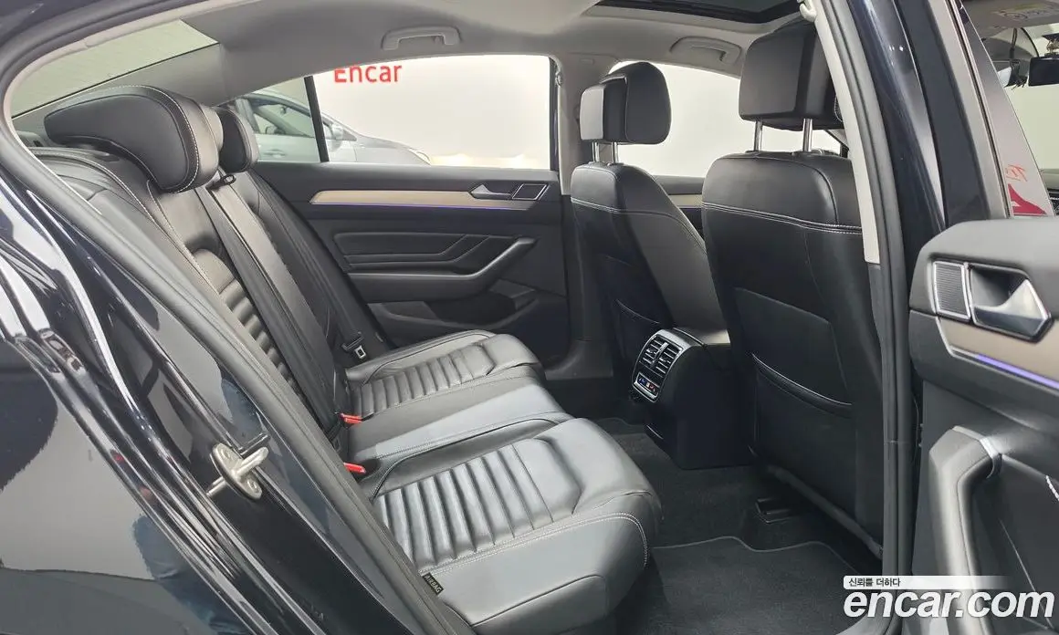Volkswagen Passat 2022 2.0 АКПП, фото 17
