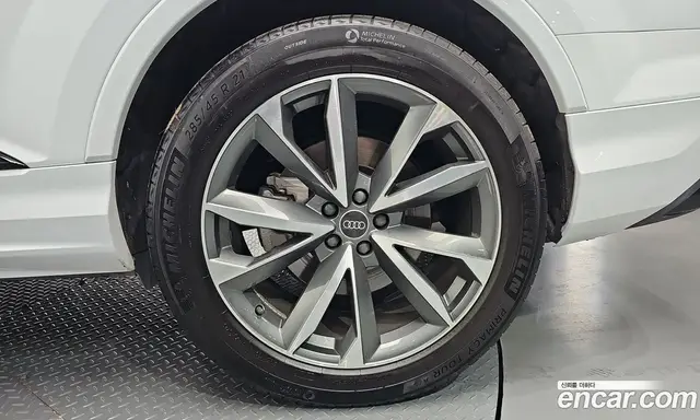 Audi Q7 2023 3.0 АКПП, миниатюра 7