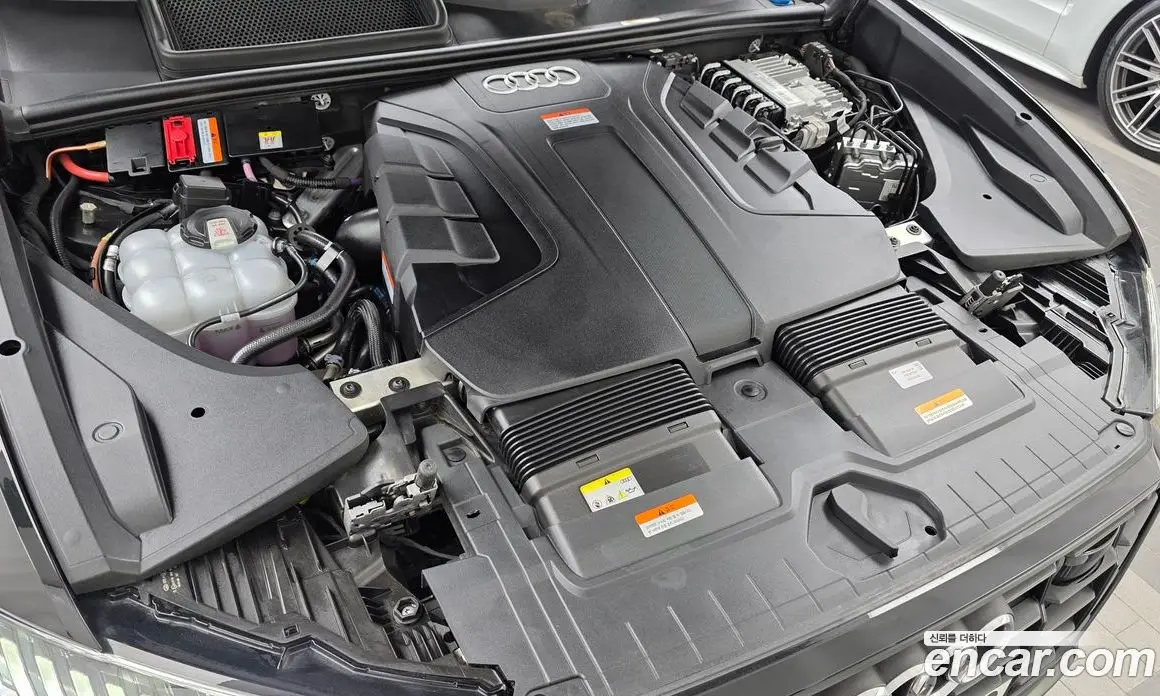 Audi Q8 2023 3.0 АКПП, фото 5