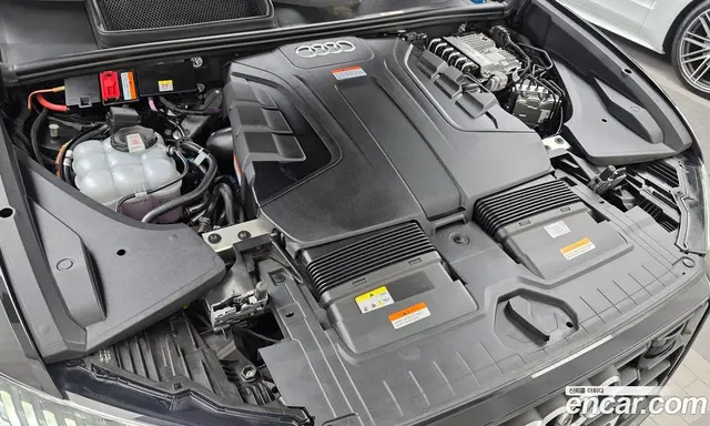 Audi Q8 2023 3.0 АКПП, миниатюра 5