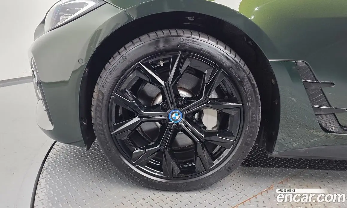 BMW i4 2022 0.2 АКПП, фото 4