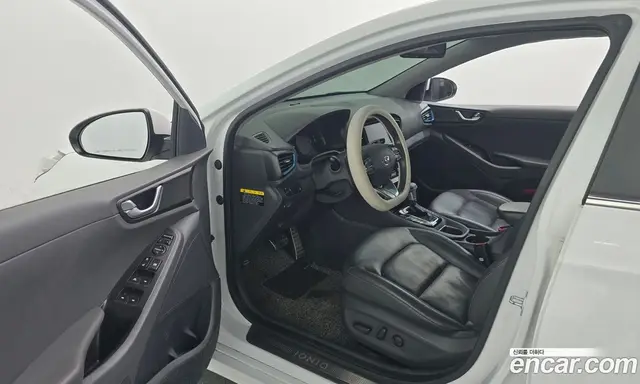 Hyundai Ioniq 2016 1.6 АКПП, миниатюра 10 Hyundai Ioniq 2016 1.6 АКПП, миниатюра 10
