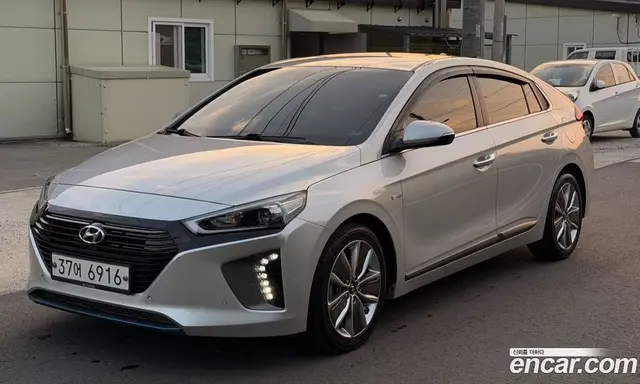 Hyundai Ioniq, 2017, 58 800 км