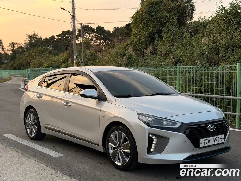Hyundai Ioniq 2017 1.6 АКПП, фото 3