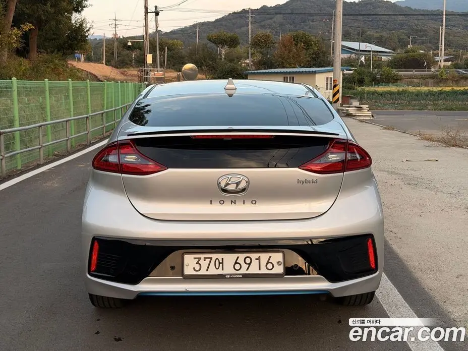 Hyundai Ioniq 2017 1.6 АКПП, фото 5