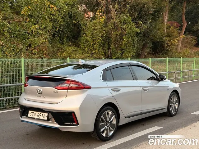 Hyundai Ioniq 2017 1.6 АКПП, миниатюра 6