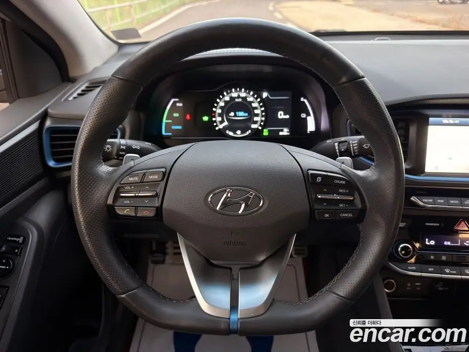 Hyundai Ioniq 2017 1.6 АКПП, фото 10