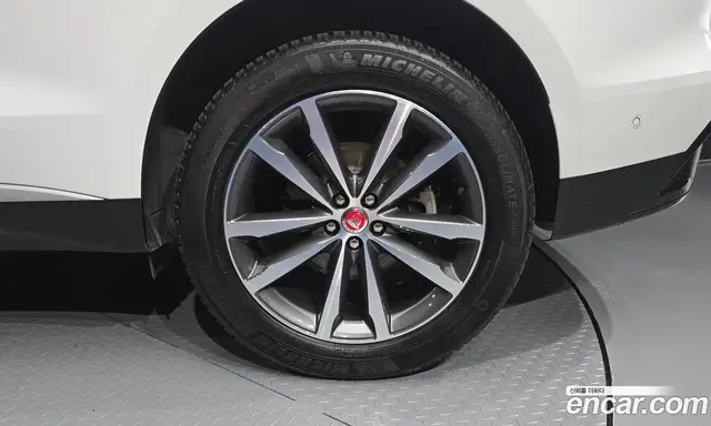 Jaguar F-Pace 2021 2.0 АКПП, миниатюра 7 Jaguar F-Pace 2021 2.0 АКПП, миниатюра 7