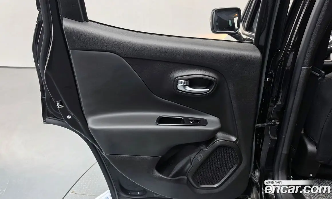 Jeep Renegade 2022 1.3 АКПП, фото 15
