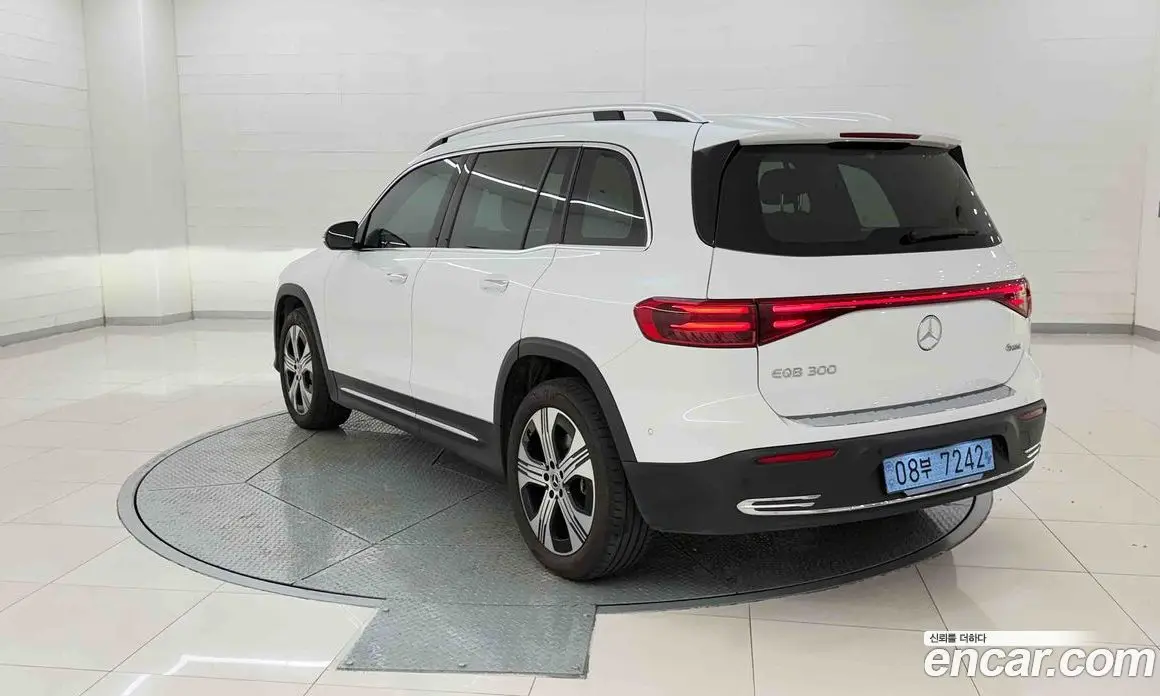 Mercedes-Benz EQB 2025 1.0 АКПП, фото 4