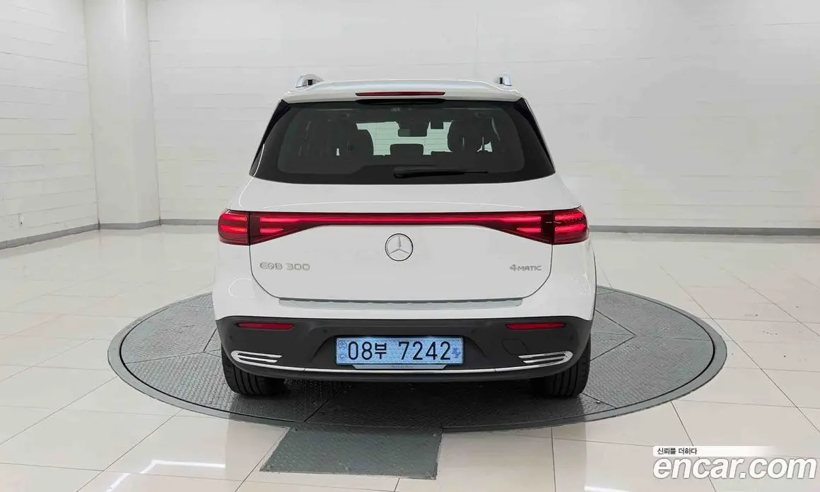 Mercedes-Benz EQB 2025 1.0 АКПП, фото 5