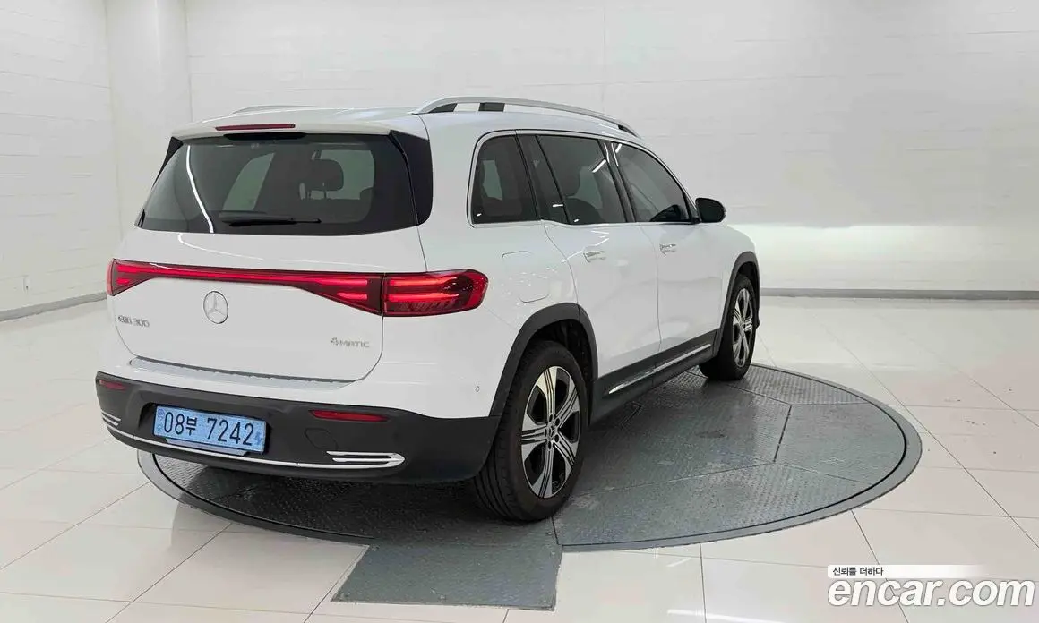 Mercedes-Benz EQB 2025 1.0 АКПП, фото 6