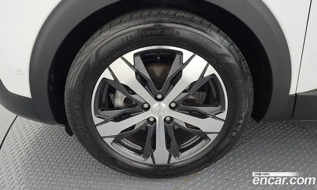 Peugeot 5008 2020 1.5 АКПП, миниатюра 5 Peugeot 5008 2020 1.5 АКПП, миниатюра 5