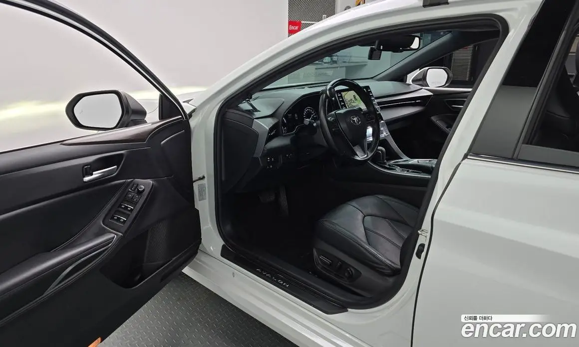 Toyota Avalon 2019 2.5 АКПП, фото 10