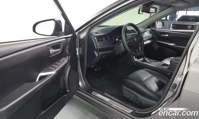 Toyota Camry 2017 2.5 АКПП, миниатюра 10