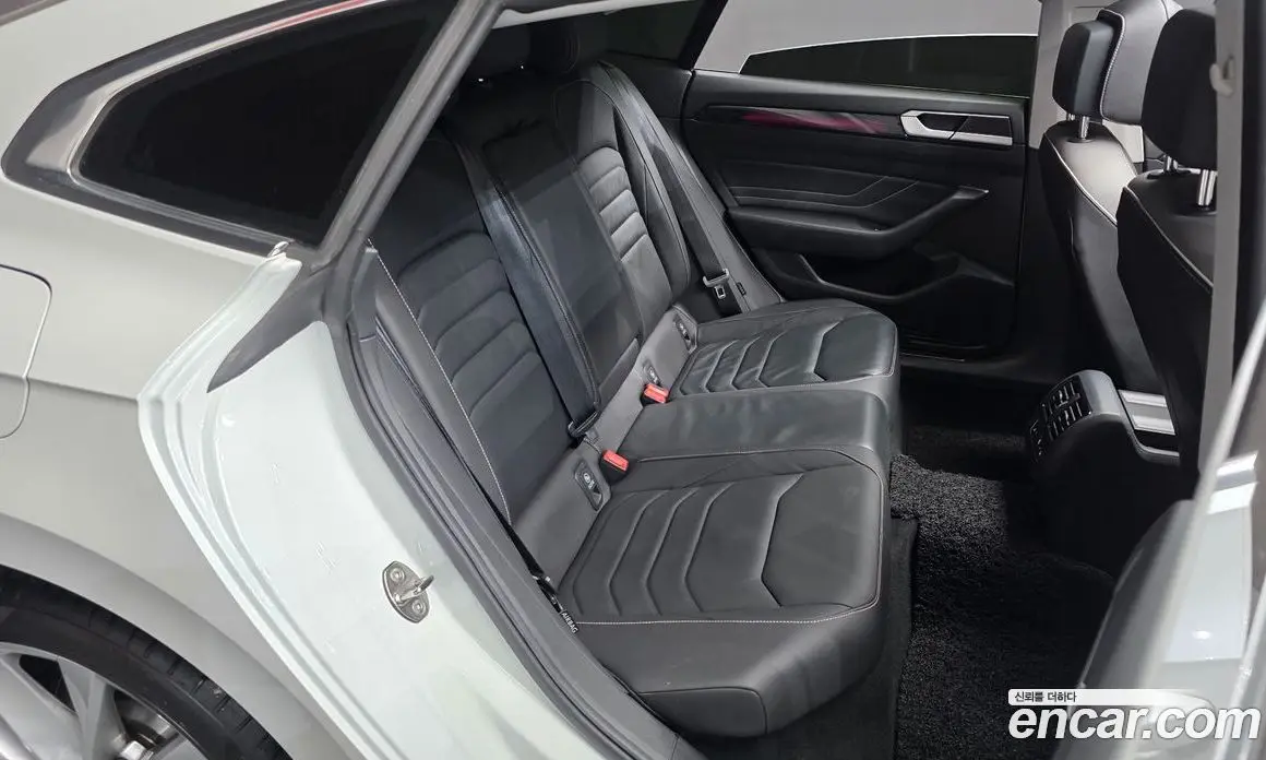Volkswagen Arteon 2022 2.0 АКПП, фото 17