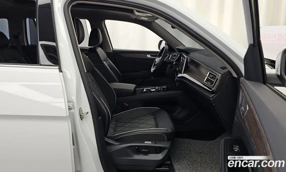 Volkswagen Atlas 2025 2.0 АКПП, фото 17