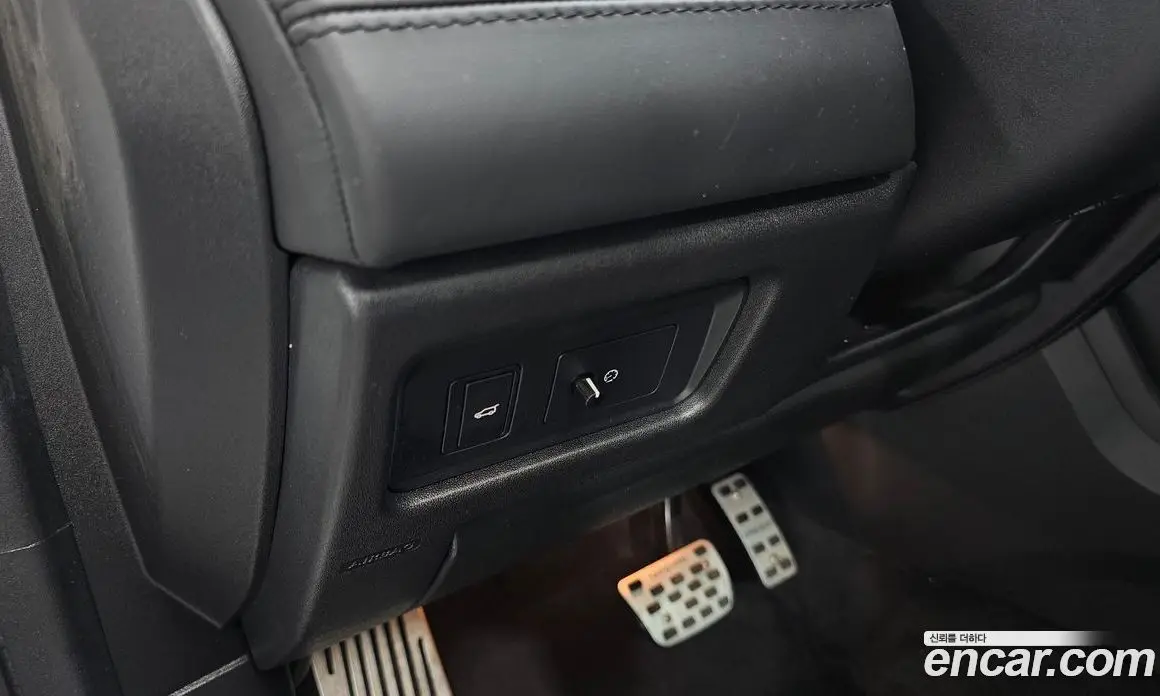 Land Rover Discovery Sport 2017 2.0 АКПП, фото 17