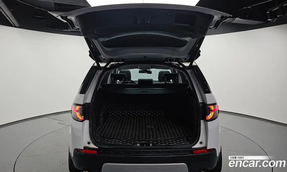Land Rover Discovery Sport 2017 2.0 АКПП, фото 20