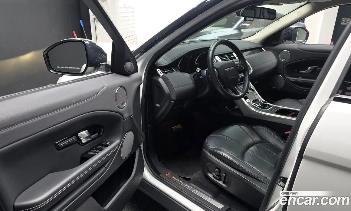 Land Rover Range Rover Evoque 2019 2.0 АКПП, фото 12