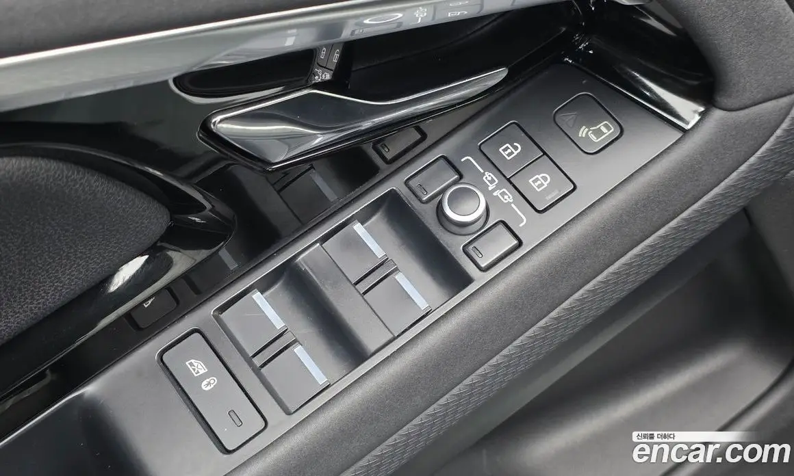 Land Rover Range Rover Evoque 2021 2.0 АКПП, фото 18
