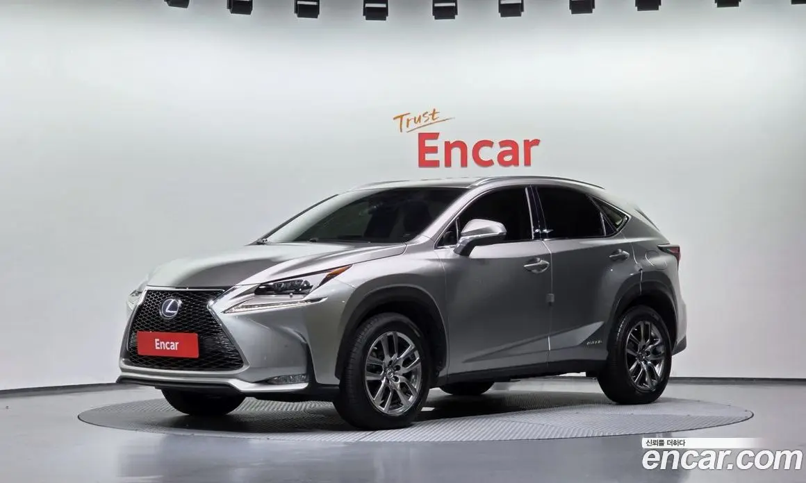 Lexus NX 2016 2.5 АКПП, фото 1 Lexus NX 2016 2.5 АКПП, фото 1