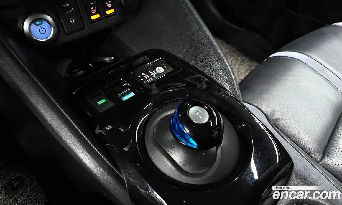 Nissan Leaf 2019 0.1 АКПП, фото 9