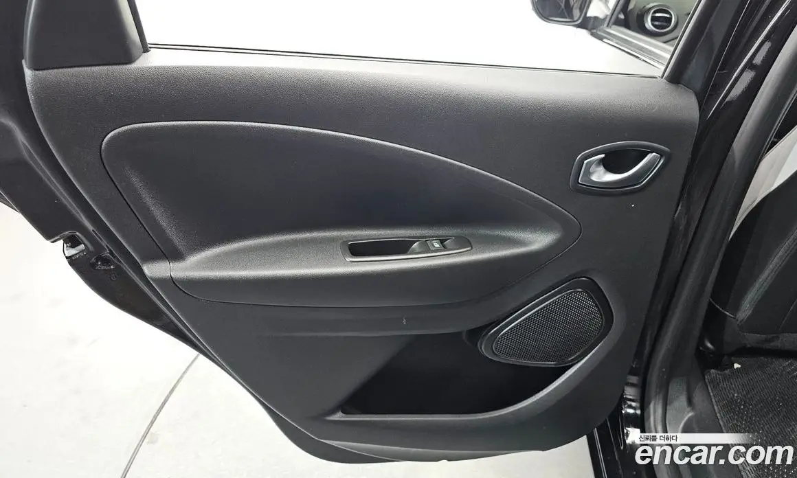 Renault (Samsung) Zoe 2021 0.2 АКПП, фото 15