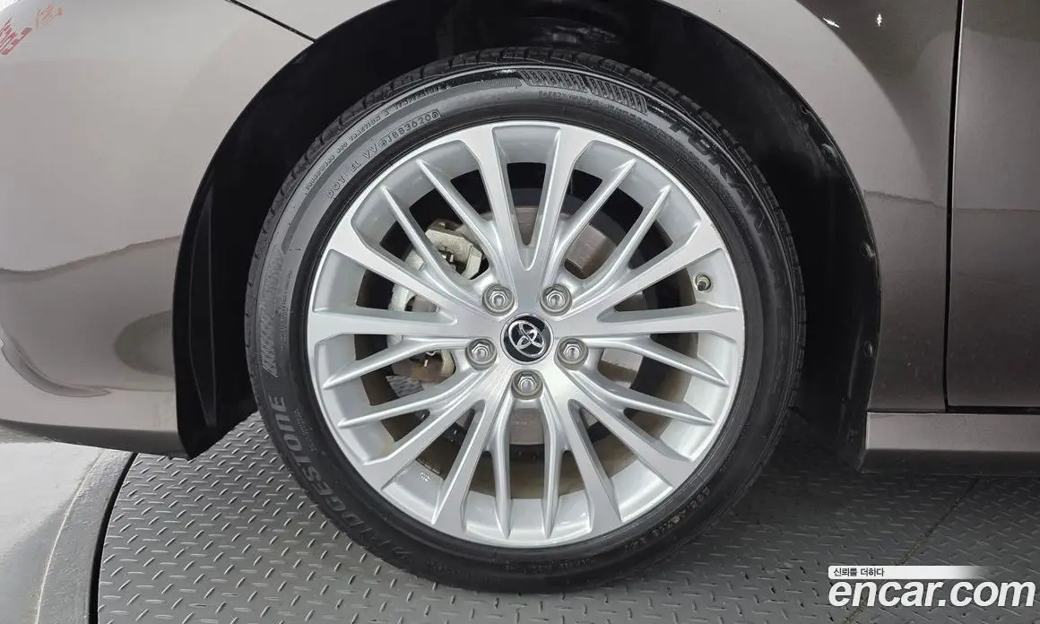 Toyota Camry 2018 2.5 АКПП, фото 5