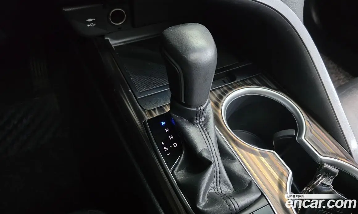 Toyota Camry 2018 2.5 АКПП, фото 9