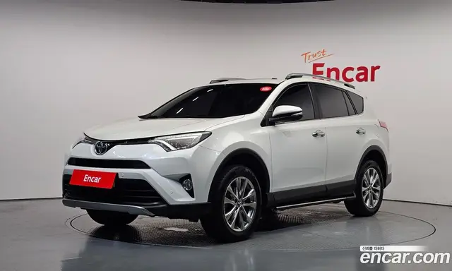 Toyota RAV4, 2017, 67 203 км
