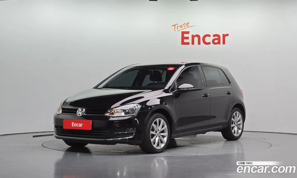 Volkswagen Golf 2015 1.6 АКПП, фото 1 Volkswagen Golf 2015 1.6 АКПП, фото 1