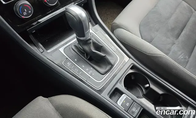 Volkswagen Golf 2015 1.6 АКПП, миниатюра 9 Volkswagen Golf 2015 1.6 АКПП, миниатюра 9
