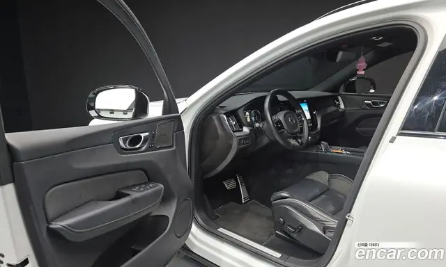 Volvo XC60 2020 2.0 АКПП, миниатюра 10 Volvo XC60 2020 2.0 АКПП, миниатюра 10