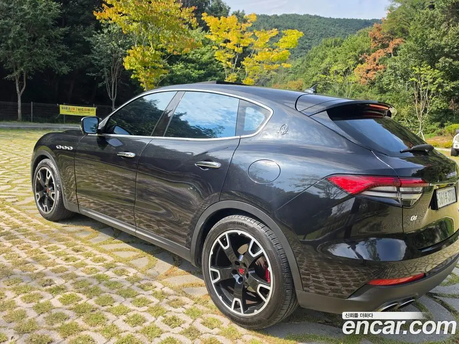 Maserati Levante 2019 3.0 АКПП, фото 13
