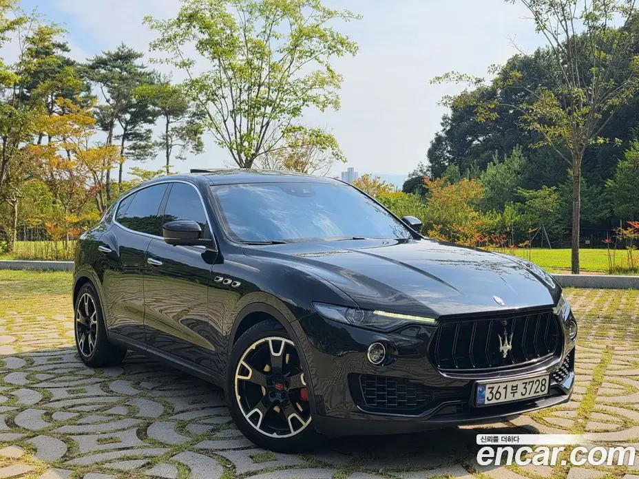 Maserati Levante 2019 3.0 АКПП, фото 3