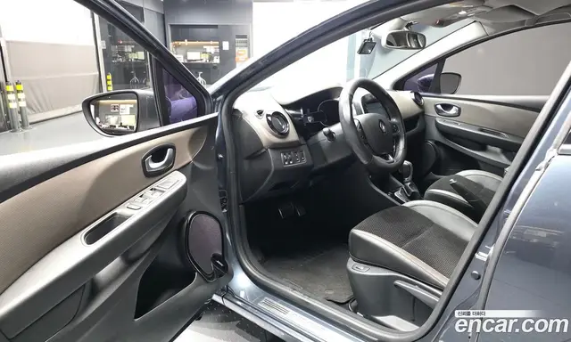 Renault (Samsung) Clio 2018 1.5 АКПП, миниатюра 12