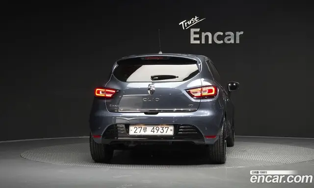 Renault (Samsung) Clio 2018 1.5 АКПП, миниатюра 3