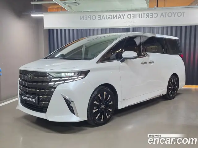 Toyota Alphard, 2025, 2 831 км