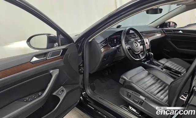 Volkswagen Passat 2018 2.0 АКПП, миниатюра 10 Volkswagen Passat 2018 2.0 АКПП, миниатюра 10