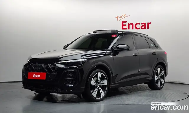 Audi Q5, 2025, 3 584 км